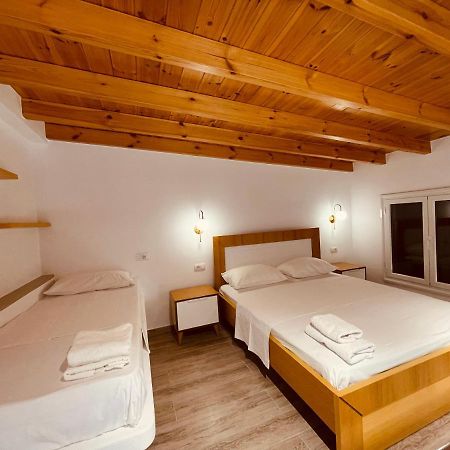 Vila Anxhelo Vlore Exterior photo