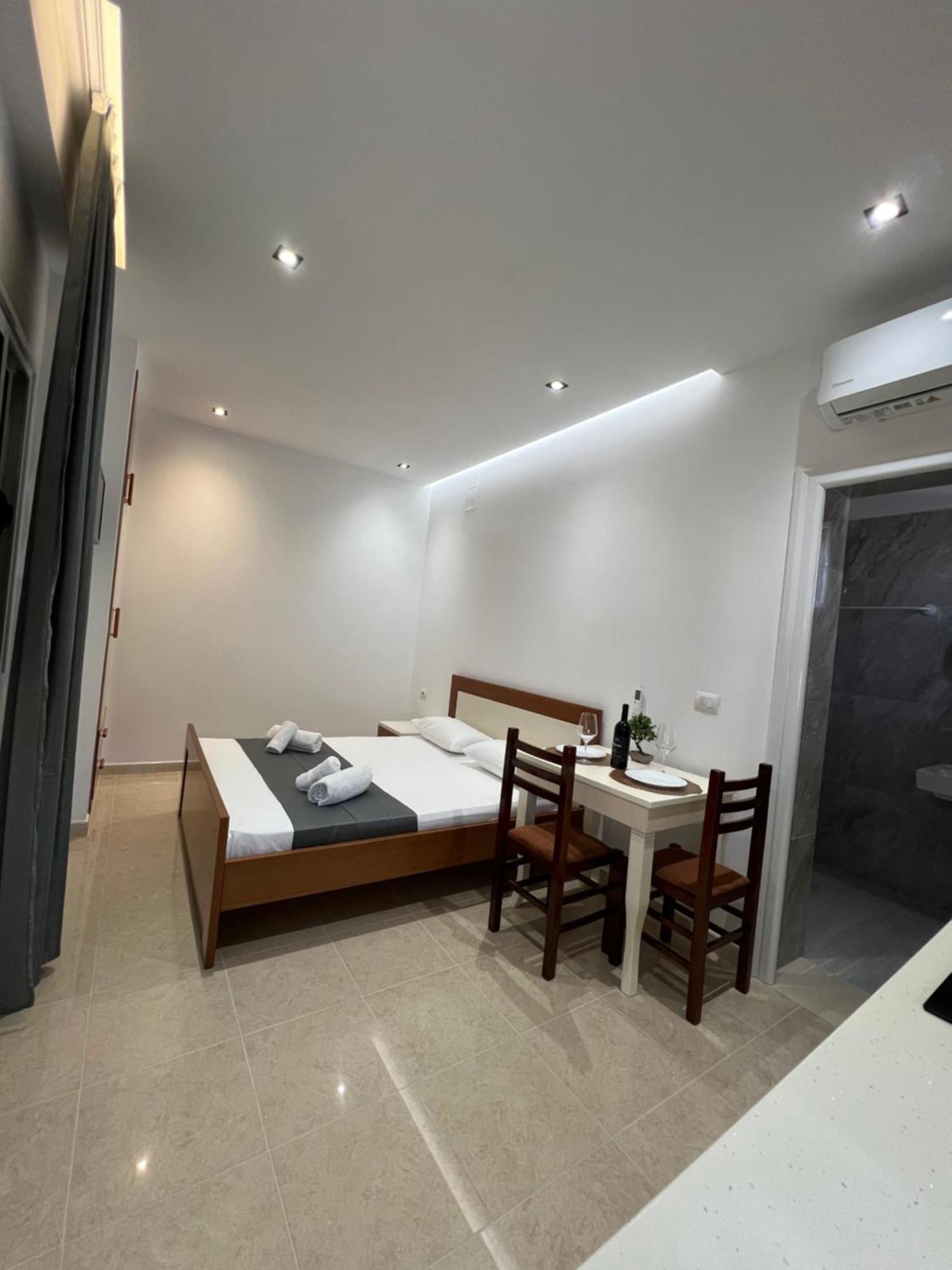 Vila Anxhelo Vlore Exterior photo
